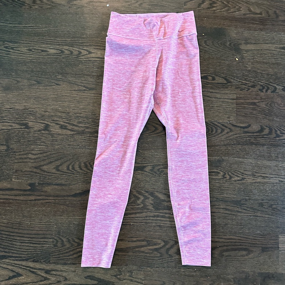 Brand new, never worn Nike leggings women’s
